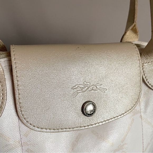 Longchamp Le Pliage White Coated Canvas Tote Bag - Medium - Picture 4 of 15